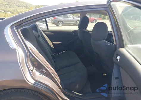 2010 Nissan Altima 2.5 S from USA, damaged, VIN 1N4AL2AP1AN541913